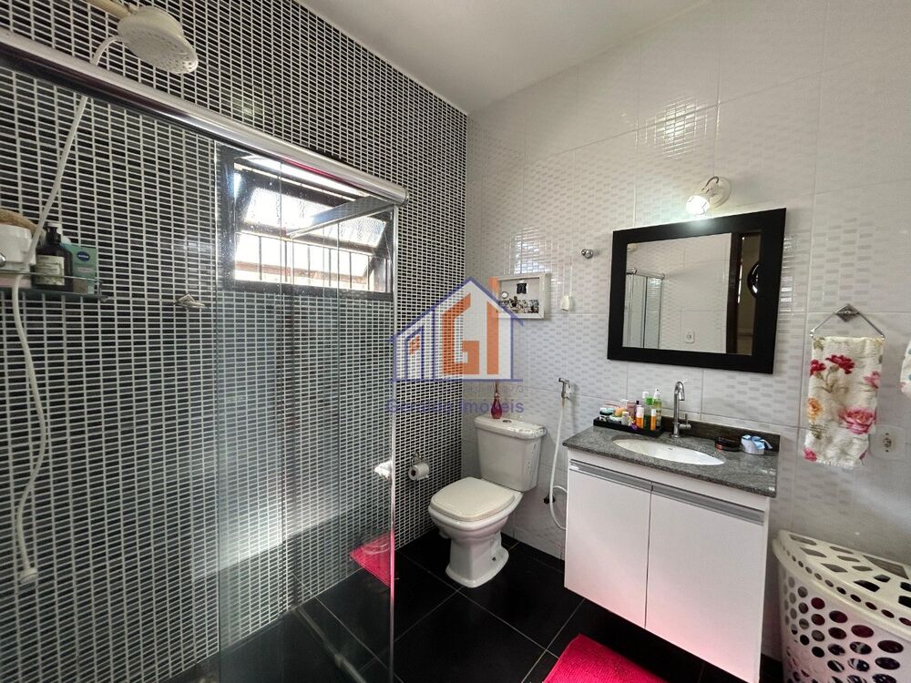 Casa à venda com 3 quartos, 450m² - Foto 9