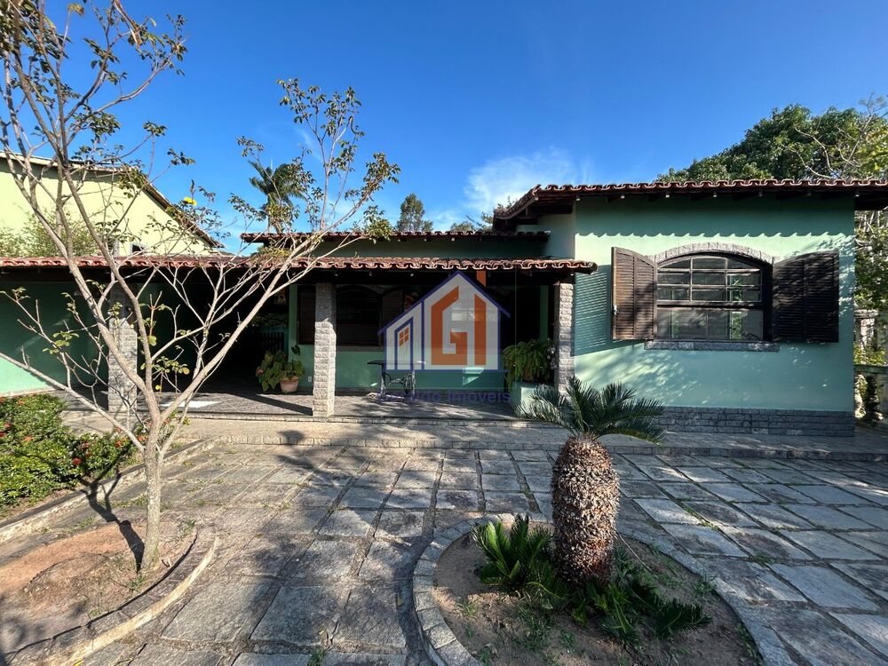 Casa à venda com 3 quartos, 900m² - Foto 2