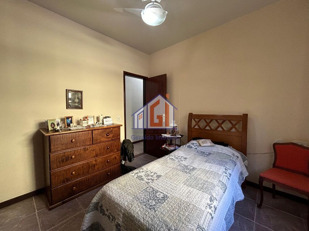 Casa à venda com 3 quartos, 900m² - Foto 21