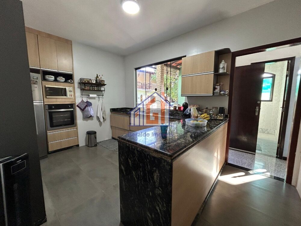 Casa à venda com 3 quartos, 900m² - Foto 27