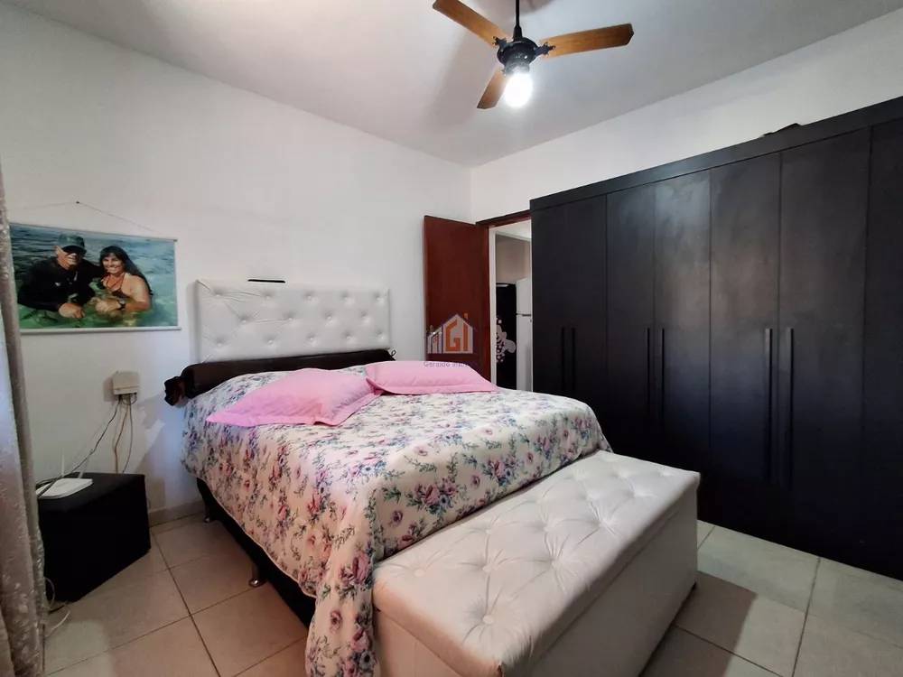 Casa, 2 quartos, 240 m² - Foto 9