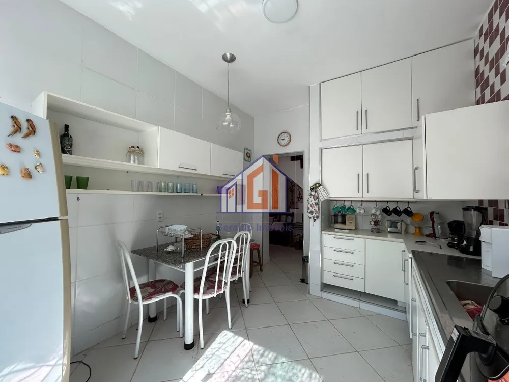 Casa, 4 quartos, 250 m² - Foto 38