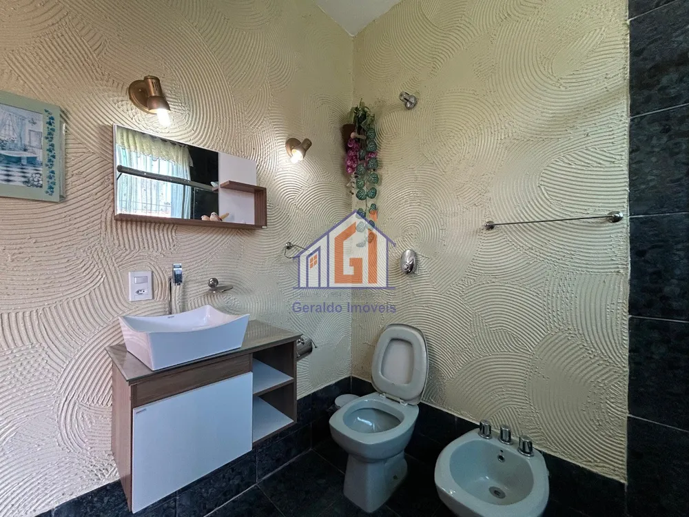 Casa, 4 quartos, 250 m² - Foto 35