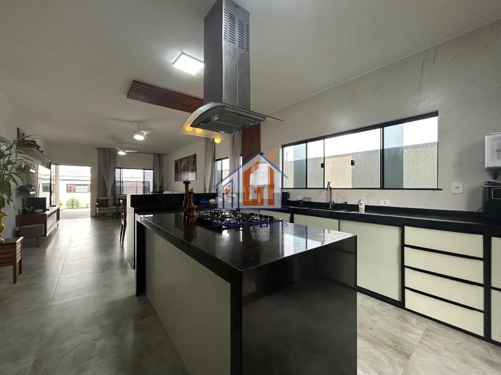 Casa, 3 quartos, 360 m² - Foto 35