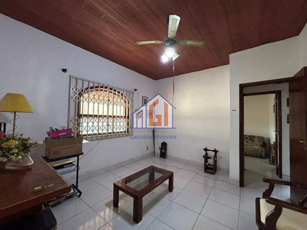 Casa, 3 quartos, 200 m² - Foto 10