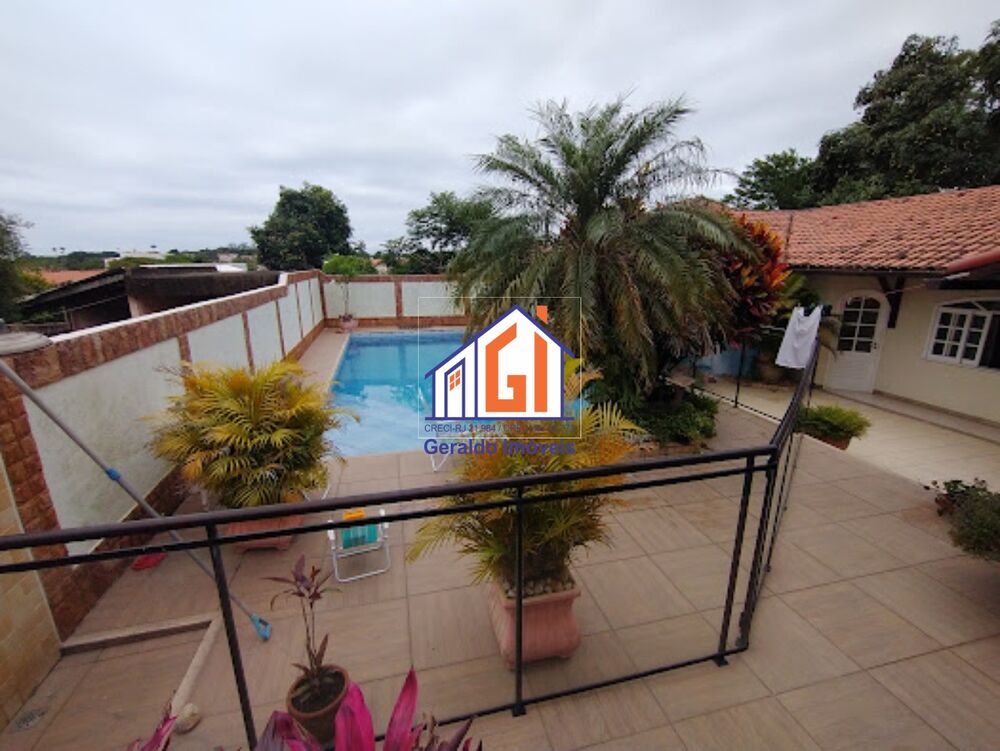 Casa à venda com 3 quartos, 189m² - Foto 14
