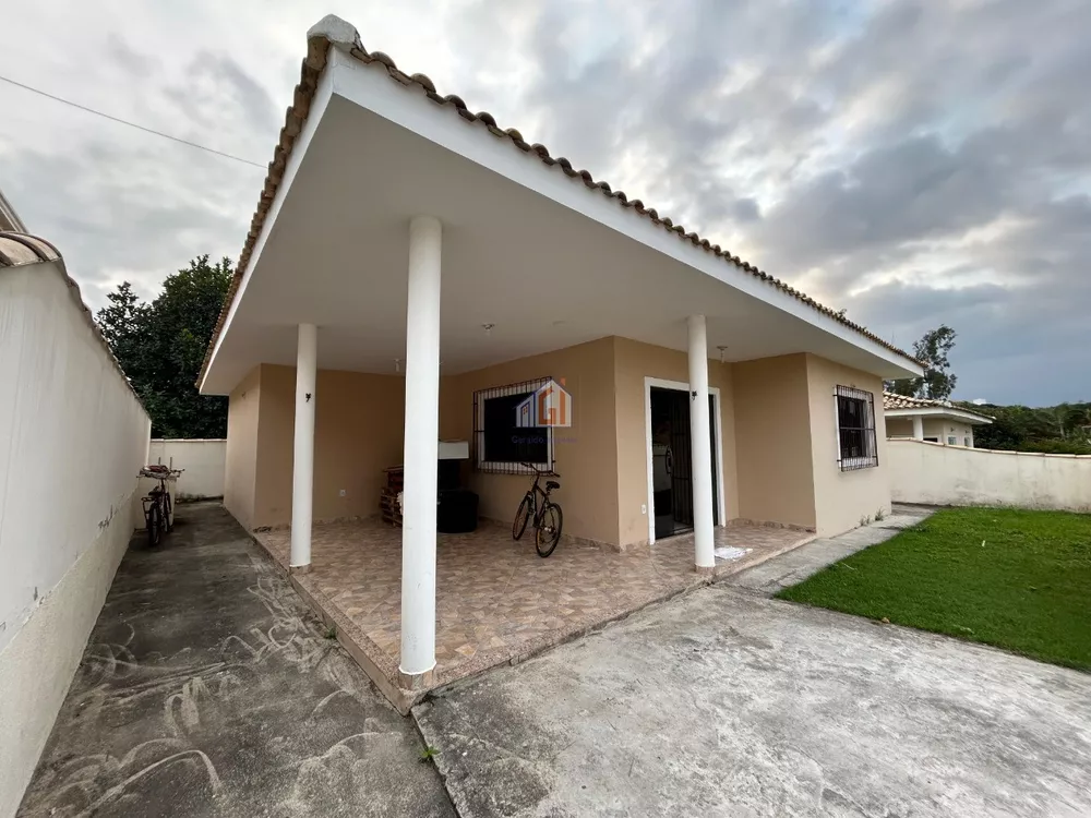 Casa à venda com 3 quartos, 102m² - Foto 2