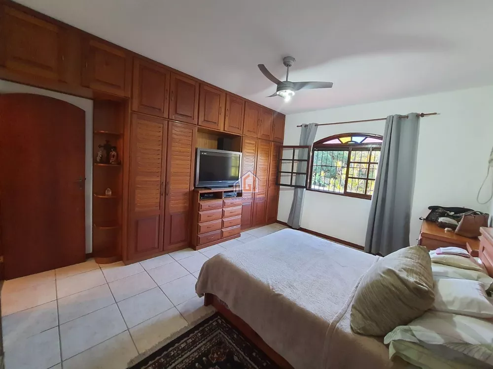 Casa, 4 quartos, 280 m² - Foto 2