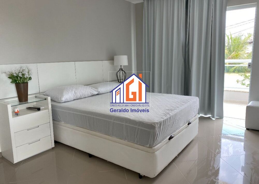 Casa à venda com 5 quartos, 220m² - Foto 3