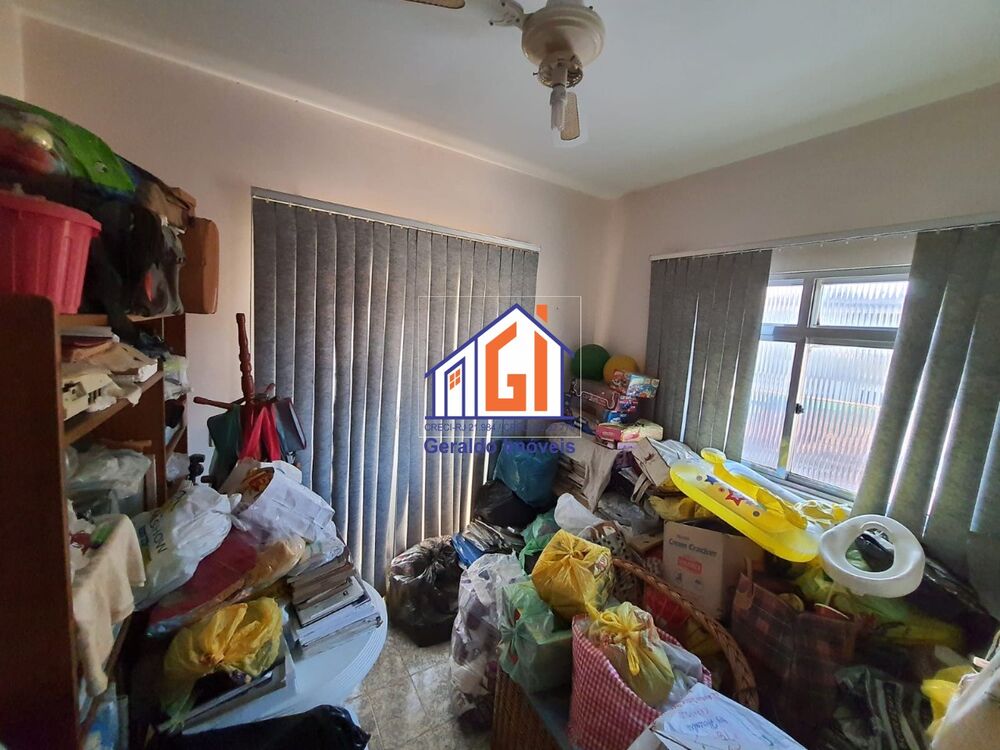 Casa à venda com 5 quartos, 132m² - Foto 25