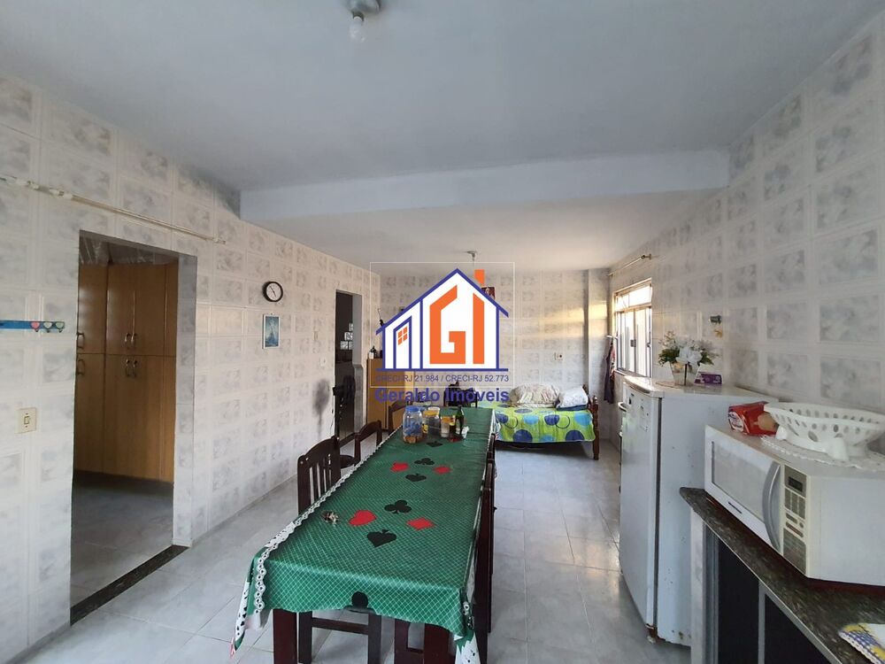 Casa à venda com 5 quartos, 132m² - Foto 11