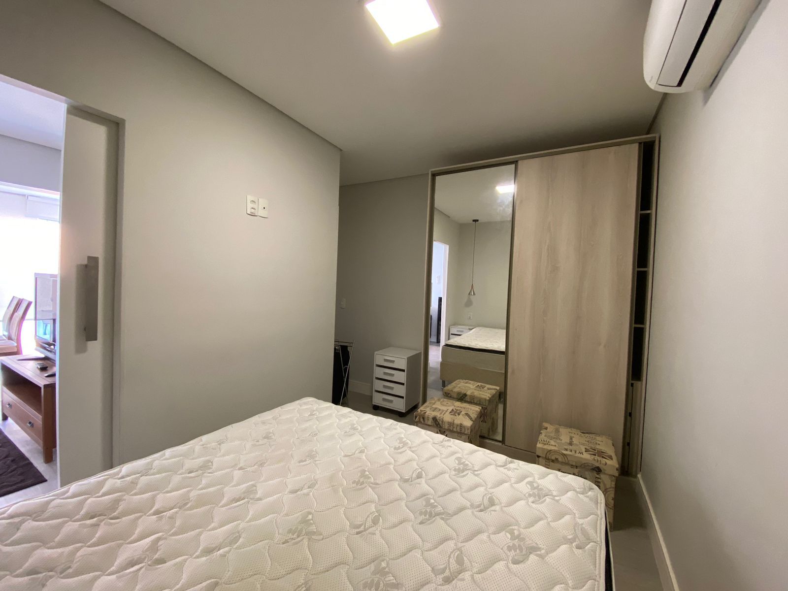 Apartamento à venda com 1 quarto, 48m² - Foto 6