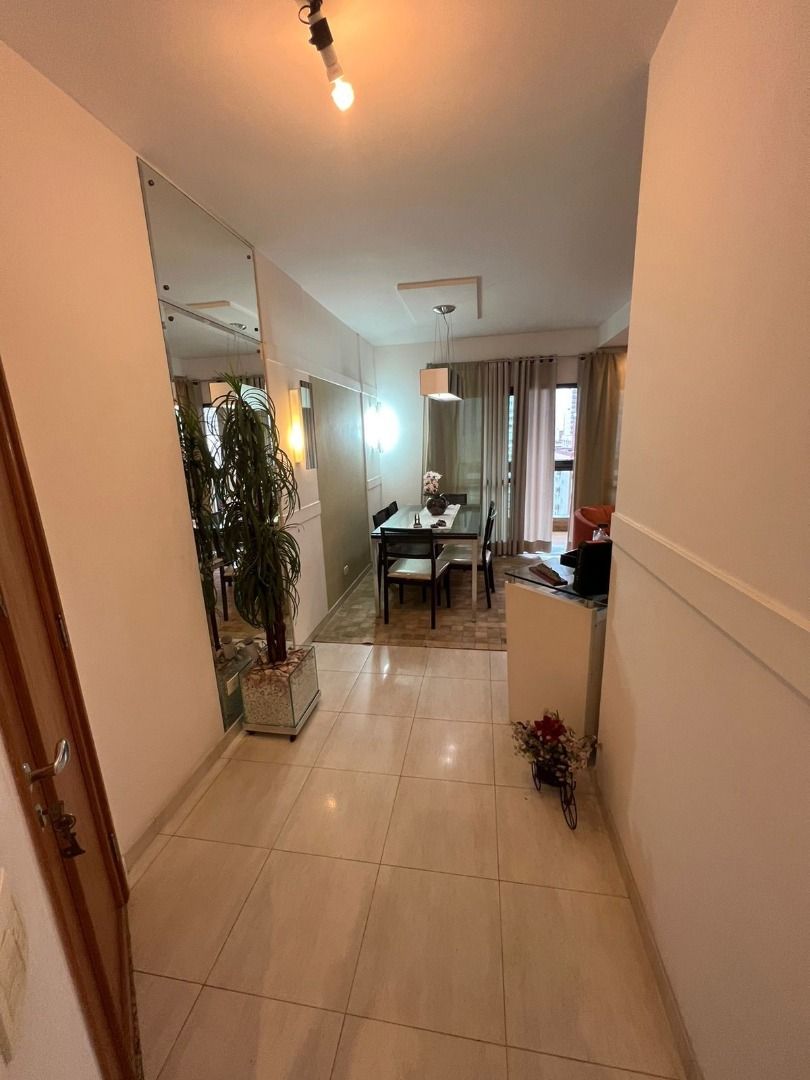 Apartamento à venda com 3 quartos, 108m² - Foto 1