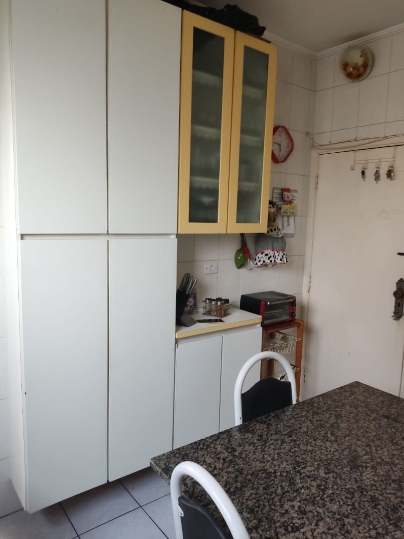 Apartamento à venda com 3 quartos, 102m² - Foto 17