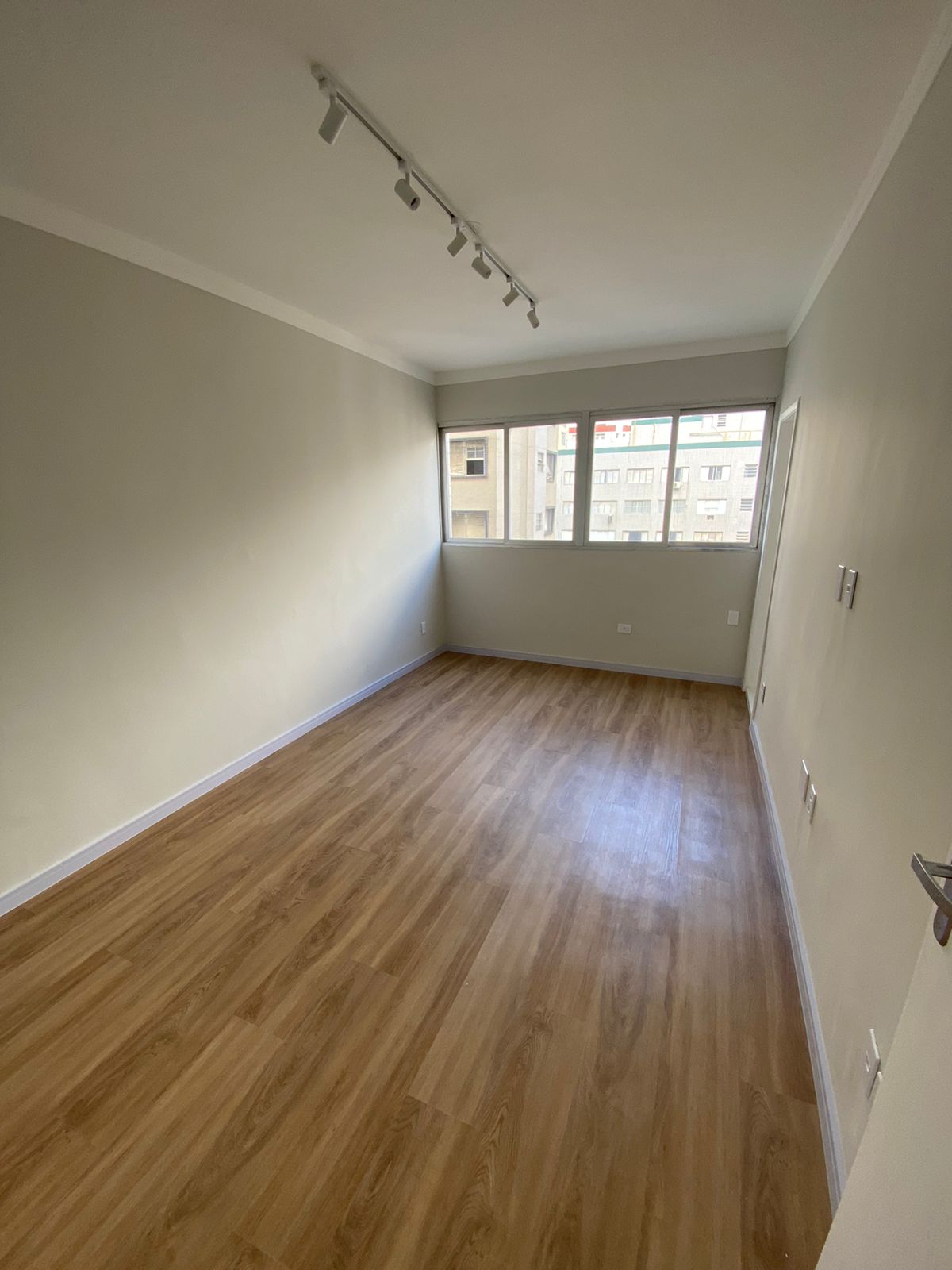 Apartamento à venda com 2 quartos, 80m² - Foto 12