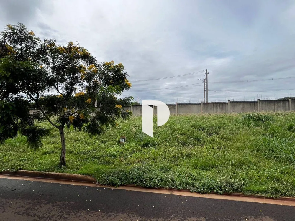 Loteamento e Condomínio, 250 m² - Foto 1