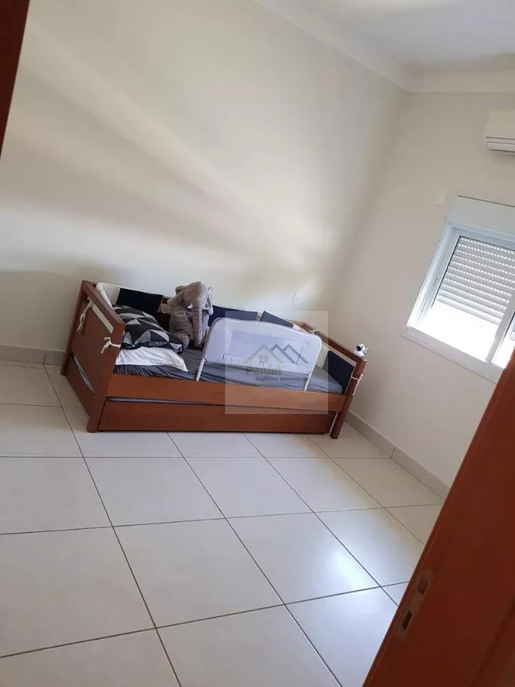 Casa de Condomínio à venda com 4 quartos, 285m² - Foto 2