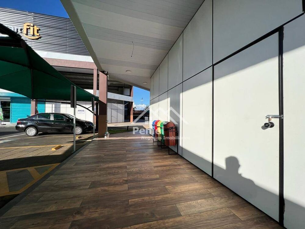 Loja-Salão para alugar, 57m² - Foto 2