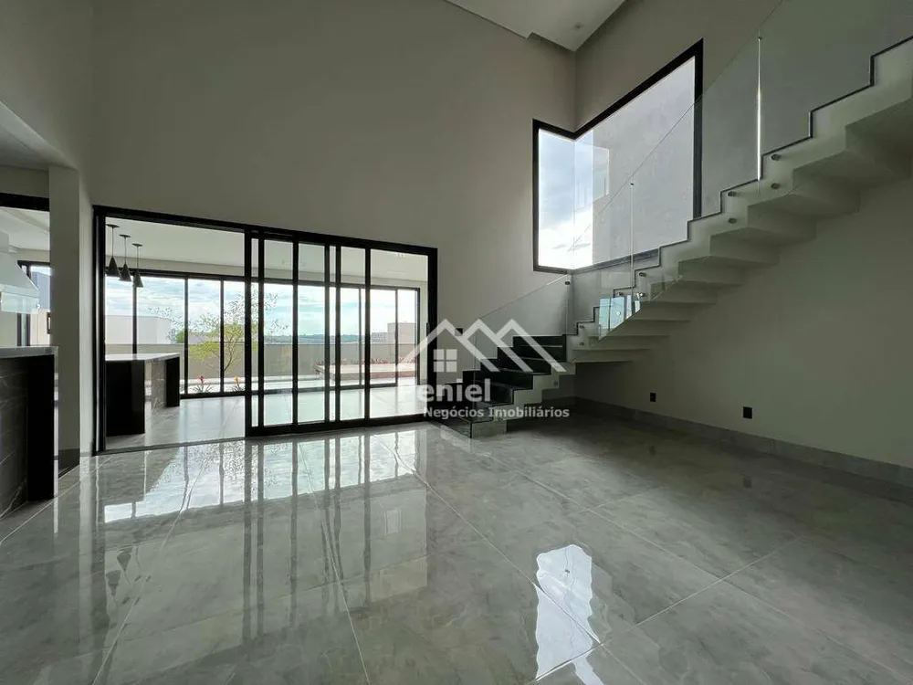 Sobrado, 4 quartos, 272 m² - Foto 2