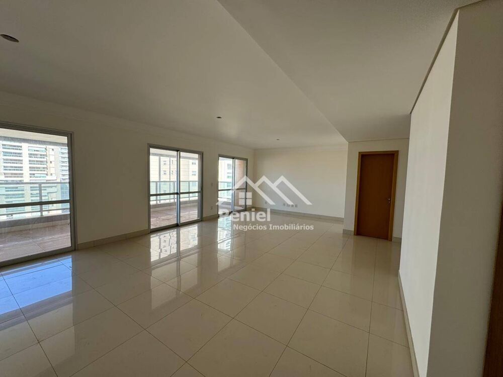 Apartamento à venda com 3 quartos, 200m² - Foto 1
