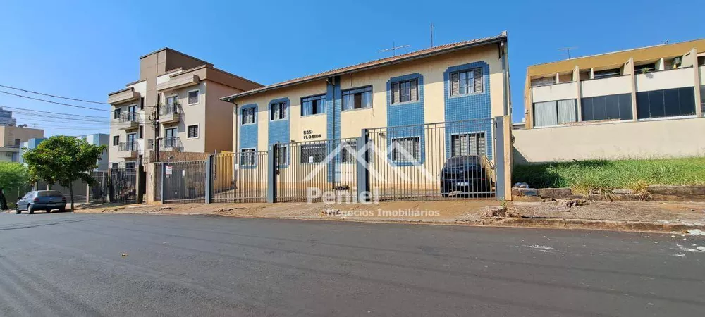 Apartamento à venda com 2 quartos, 65m² - Foto 1