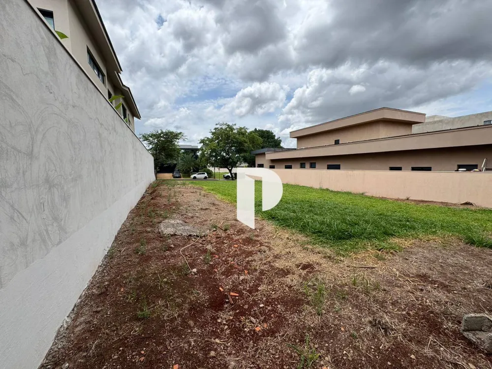Loteamento e Condomínio, 520 m² - Foto 1