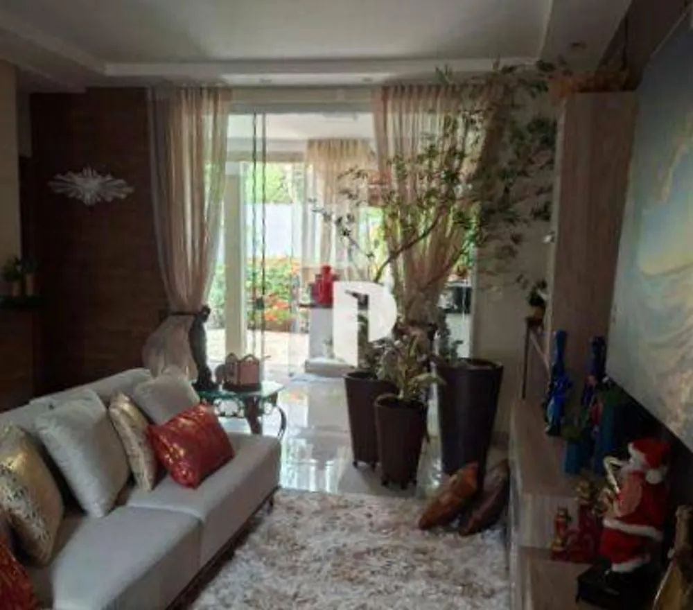 Casa, 4 quartos, 220 m² - Foto 2