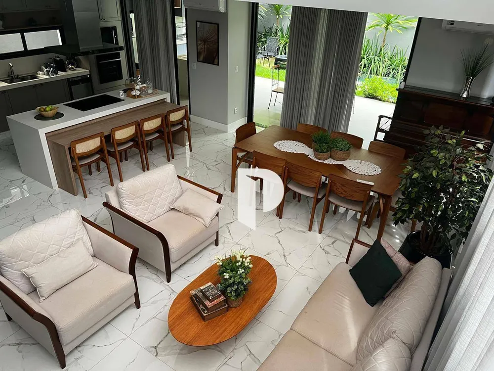 Sobrado, 3 quartos, 300 m² - Foto 1