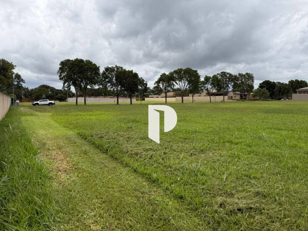 Loteamento e Condomínio, 1500 m² - Foto 1