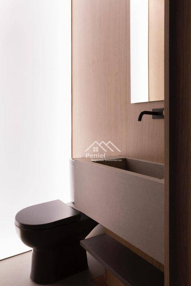 Apartamento à venda com 3 quartos, 170m² - Foto 2