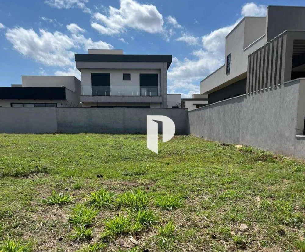 Loteamento e Condomínio, 300 m² - Foto 1