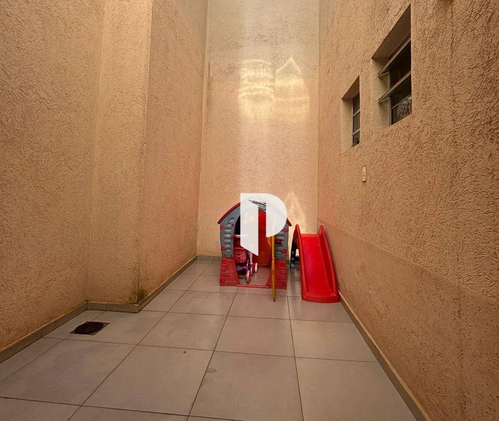 Apartamento, 2 quartos, 92 m² - Foto 1