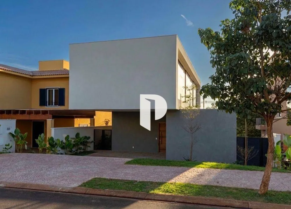 Sobrado, 3 quartos, 303 m² - Foto 1
