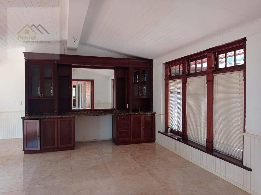 Sobrado, 5 quartos, 871 m² - Foto 1