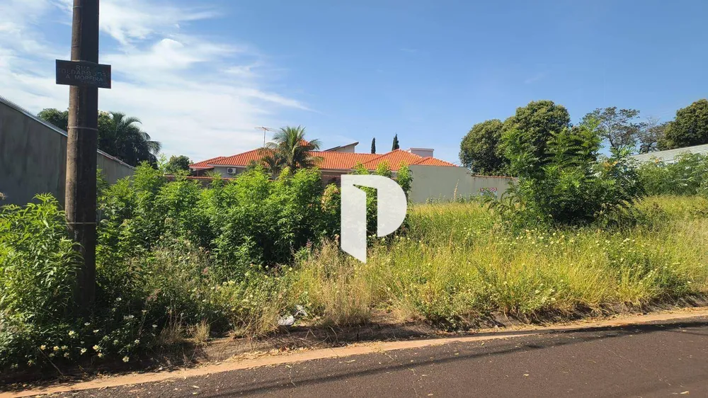 Loteamento e Condomínio, 800 m² - Foto 1
