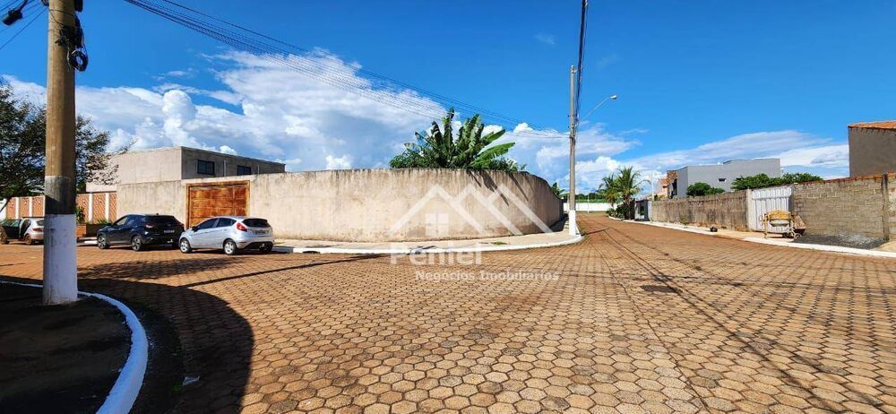 Loteamento e Condomínio, 1050 m² - Foto 1