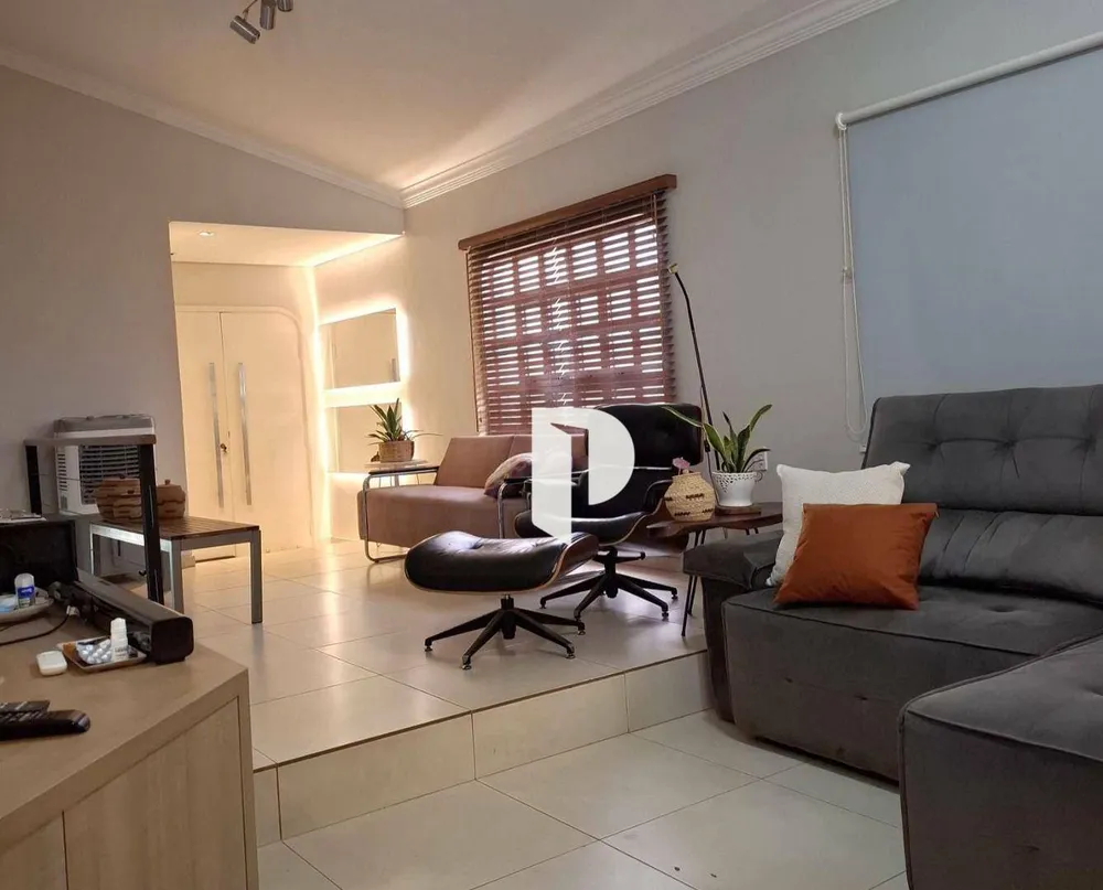 Casa, 3 quartos, 313 m² - Foto 2