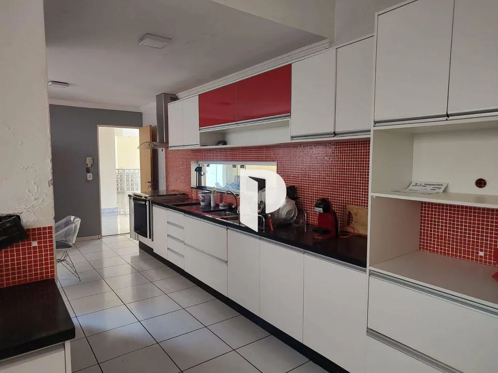 Sobrado, 4 quartos, 444 m² - Foto 1