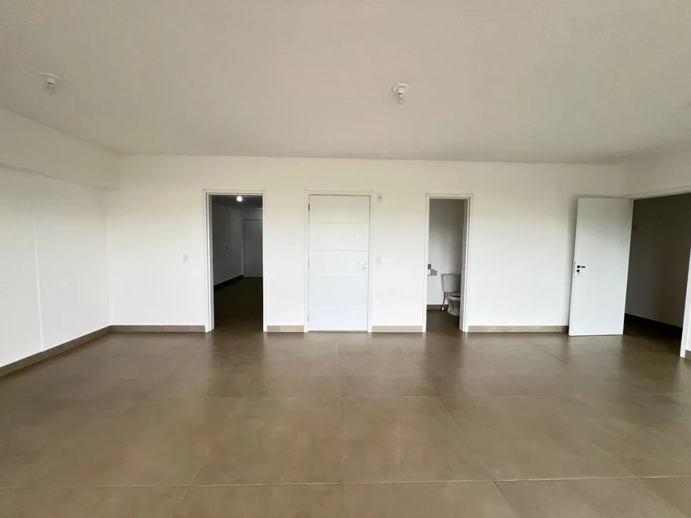Apartamento, 4 quartos, 198 m² - Foto 1