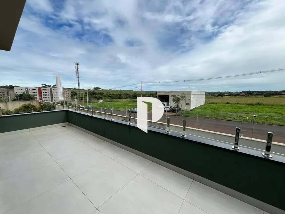 Sobrado, 3 quartos, 250 m² - Foto 2