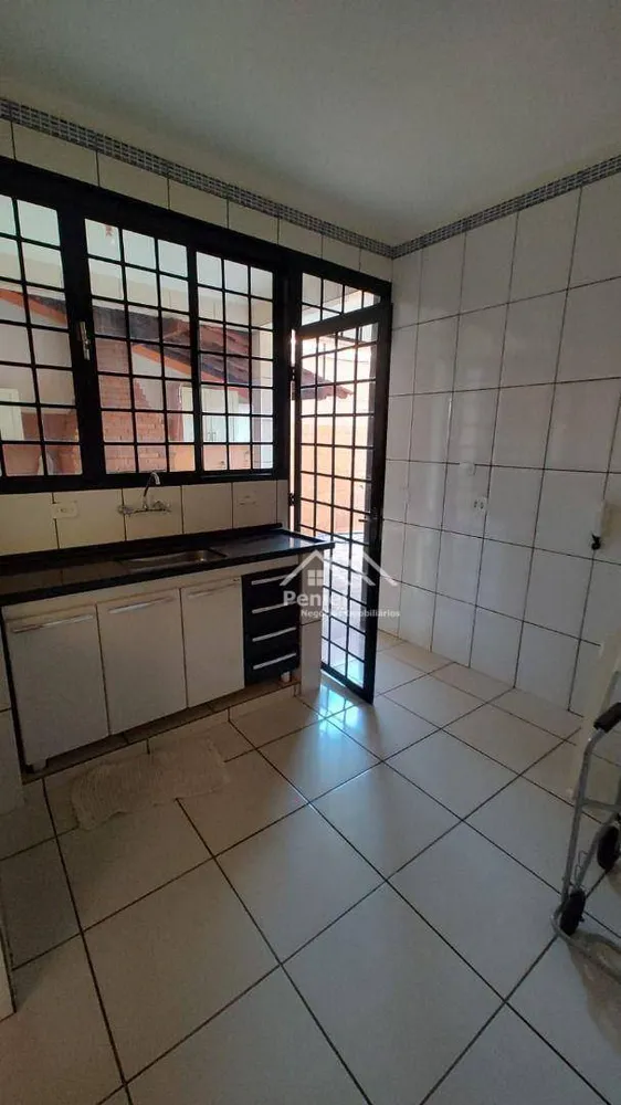 Sobrado, 3 quartos, 200 m² - Foto 3
