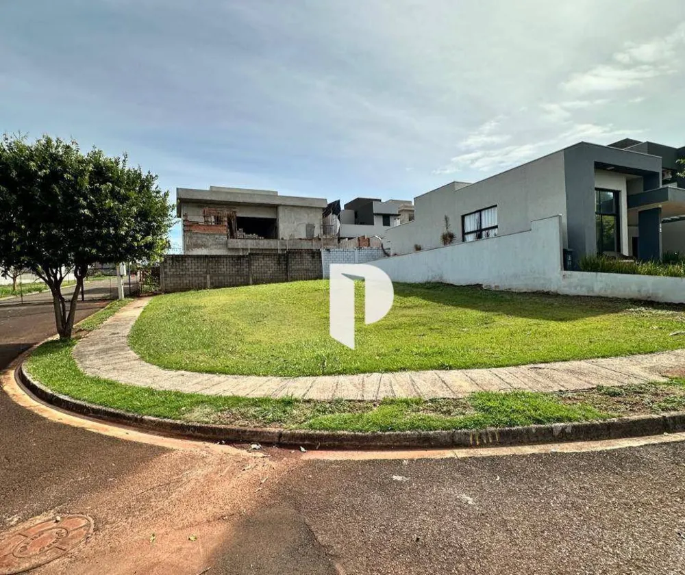 Loteamento e Condomínio, 325 m² - Foto 1