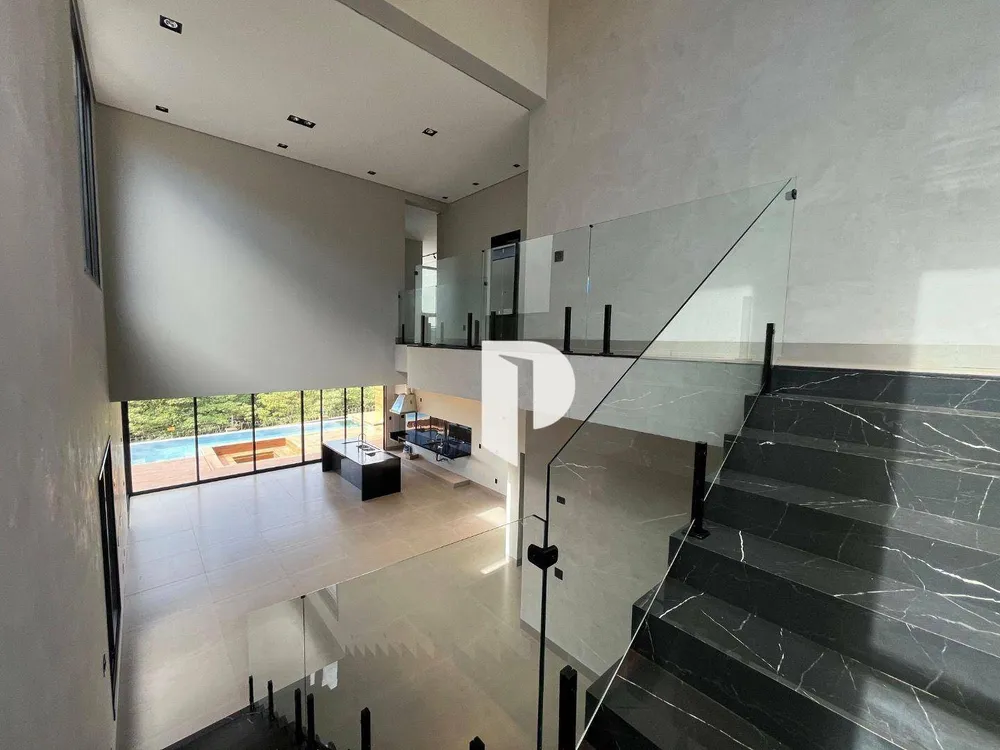 Sobrado, 4 quartos, 350 m² - Foto 1