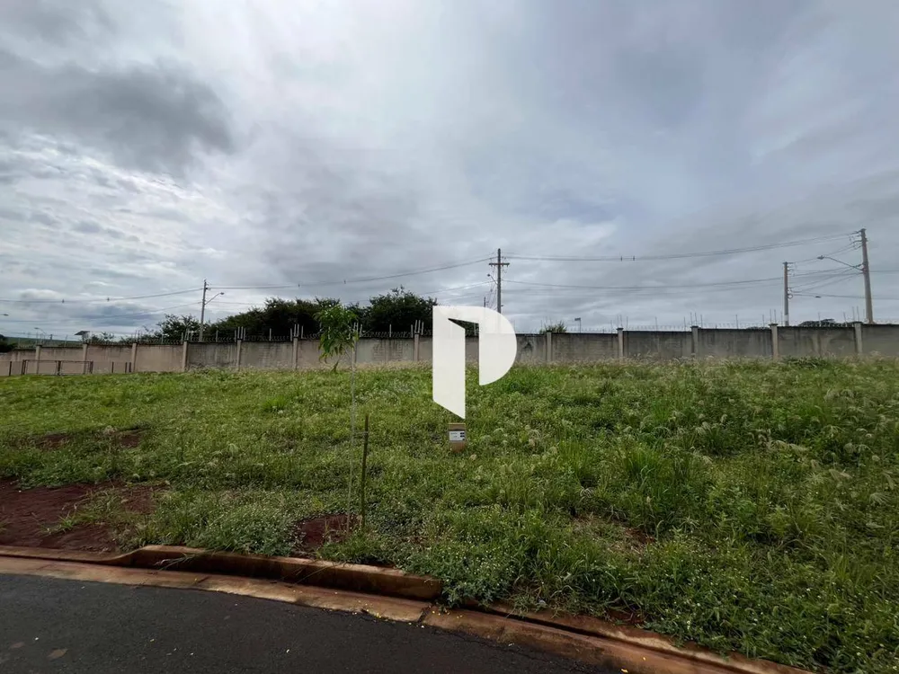 Loteamento e Condomínio, 284 m² - Foto 1