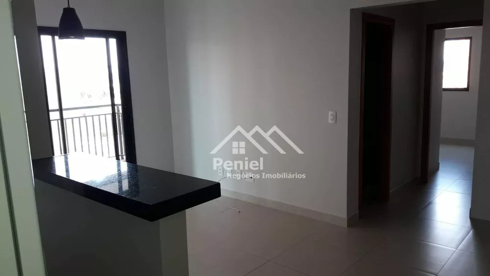 Apartamento à venda com 2 quartos, 61m² - Foto 2