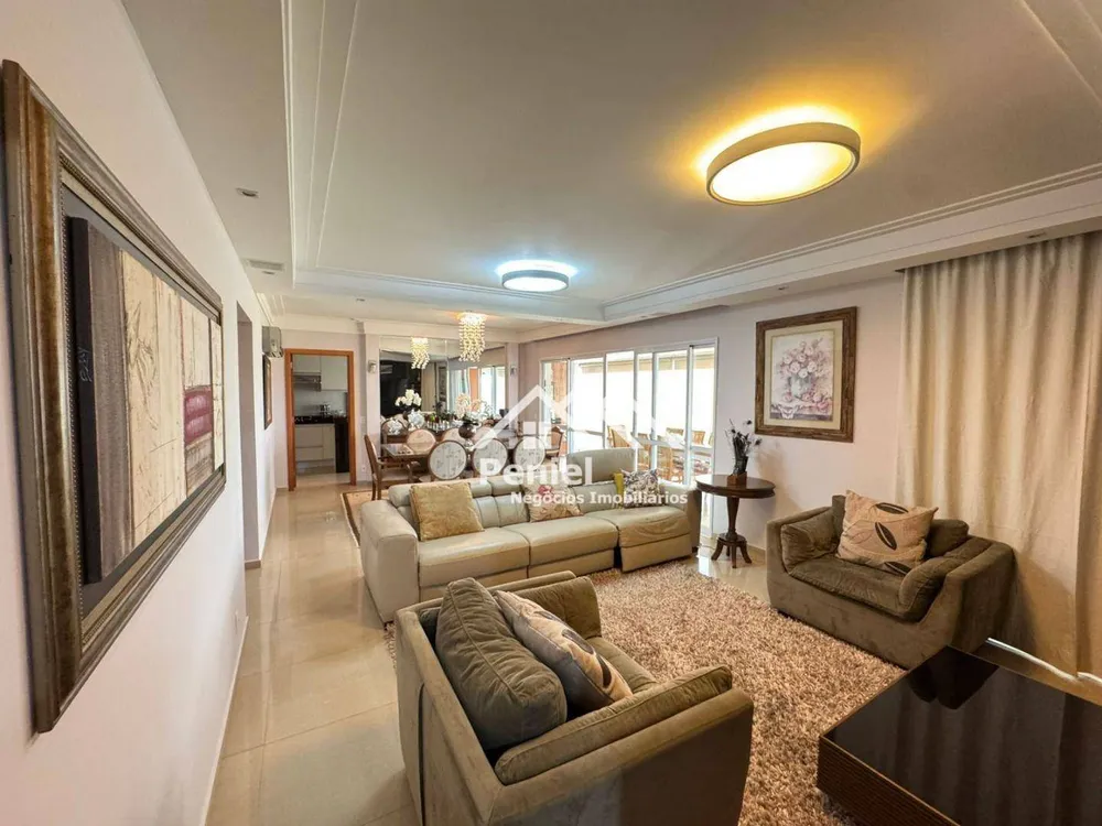 Apartamento, 3 quartos, 167 m² - Foto 1