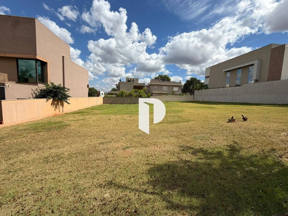 Loteamento e Condomínio, 501 m² - Foto 1