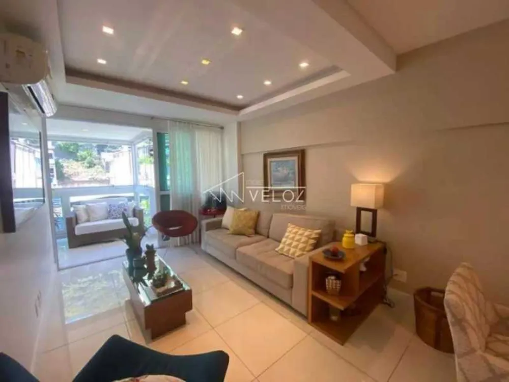 Cobertura, 3 quartos, 197 m² - Foto 2