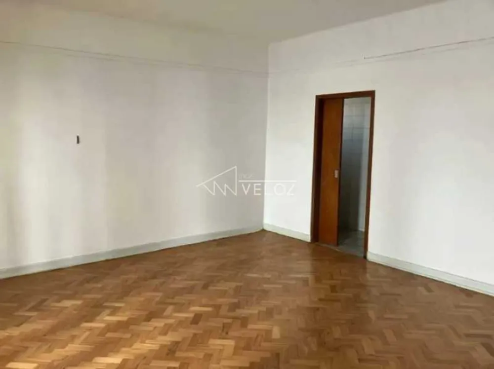 Apartamento, 3 quartos, 135 m² - Foto 2