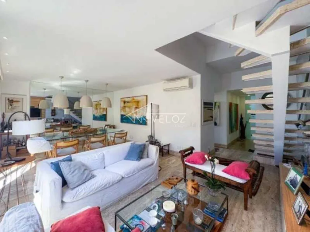 Cobertura, 3 quartos, 174 m² - Foto 1